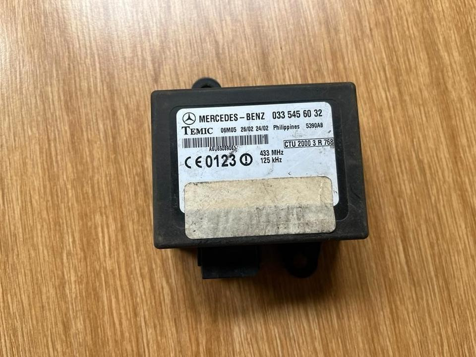 Mercedes Benz Vito W638 Wegfahrsperre Modul 0335456032 - Блок управления для Грузовиков: фото 1 Mercedes Benz Vito W638 Wegfahrsperre Modul 0335456032 - Блок управления для Грузовиков: фото 1