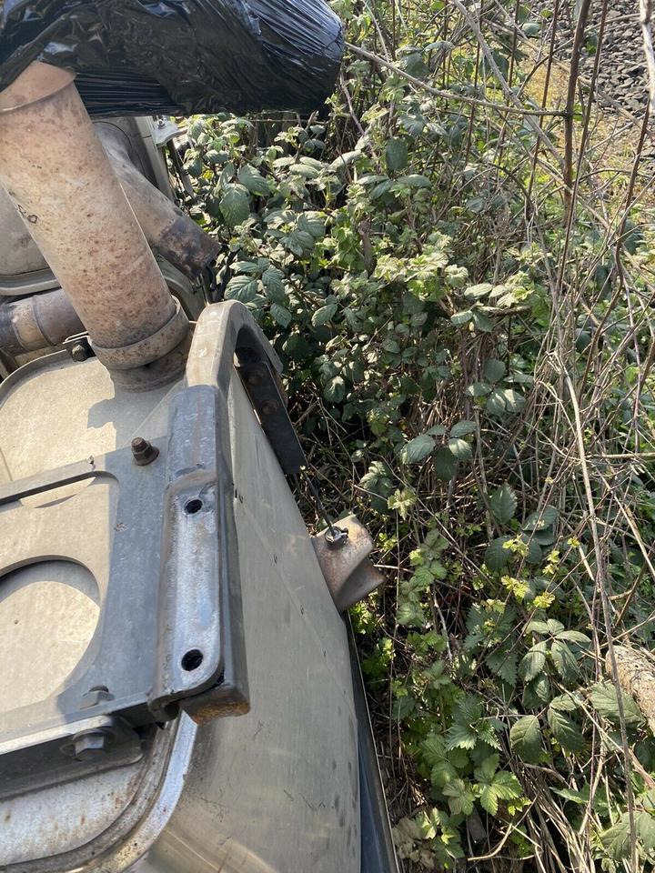 MAN TGX Schalldämpfer Auspuff EURO 5: 81 15103 0039 - Запчасти: фото 3 MAN TGX Schalldämpfer Auspuff EURO 5: 81 15103 0039 - Запчасти: фото 3