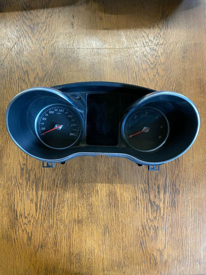 Mercedes Vito Kombiinstrument Tacho A4479000806 - Запчасти: фото 1 Mercedes Vito Kombiinstrument Tacho A4479000806 - Запчасти: фото 1