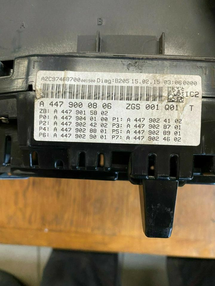 Mercedes Vito Kombiinstrument Tacho A4479000806 - Запчасти: фото 2 Mercedes Vito Kombiinstrument Tacho A4479000806 - Запчасти: фото 2