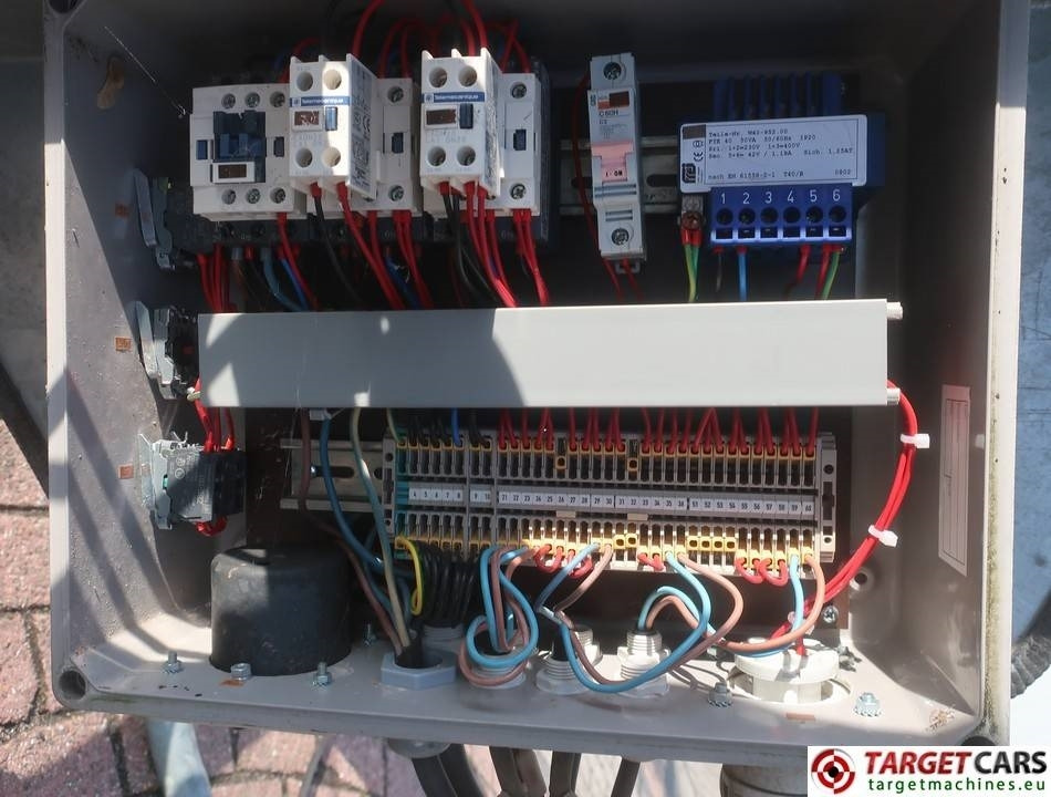 Прицепной подъемник De Jong A32L Material Electric Lift 230V 750cm 300: фото 9