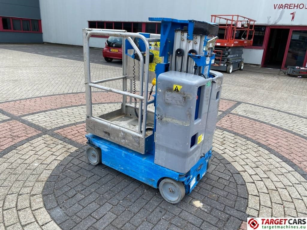 Genie GR15 RunAbout Electric Vertical Mast Lift 652cm - Вертикальный мачтовый подъемник: фото 4 Genie GR15 RunAbout Electric Vertical Mast Lift 652cm - Вертикальный мачтовый подъемник: фото 4