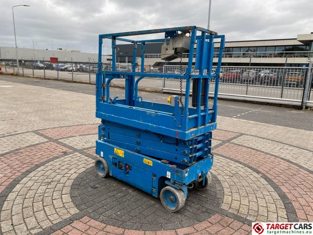 Genie GS-1932 Electric Scissor Work Lift 779cm - Ножничный подъемник: фото 2 Genie GS-1932 Electric Scissor Work Lift 779cm - Ножничный подъемник: фото 2
