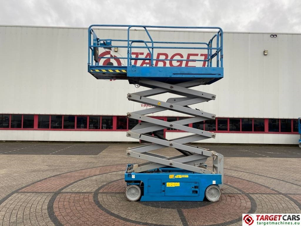 Genie GS-3246 Electric Scissor Work Lift 1175cm - Ножничный подъемник: фото 5 Genie GS-3246 Electric Scissor Work Lift 1175cm - Ножничный подъемник: фото 5