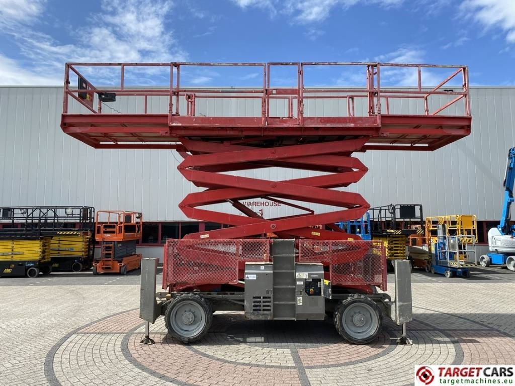 Genie GS-4390RT Diesel 4x4 Scissor Work Lift 1511cm - Ножничный подъемник: фото 5 Genie GS-4390RT Diesel 4x4 Scissor Work Lift 1511cm - Ножничный подъемник: фото 5