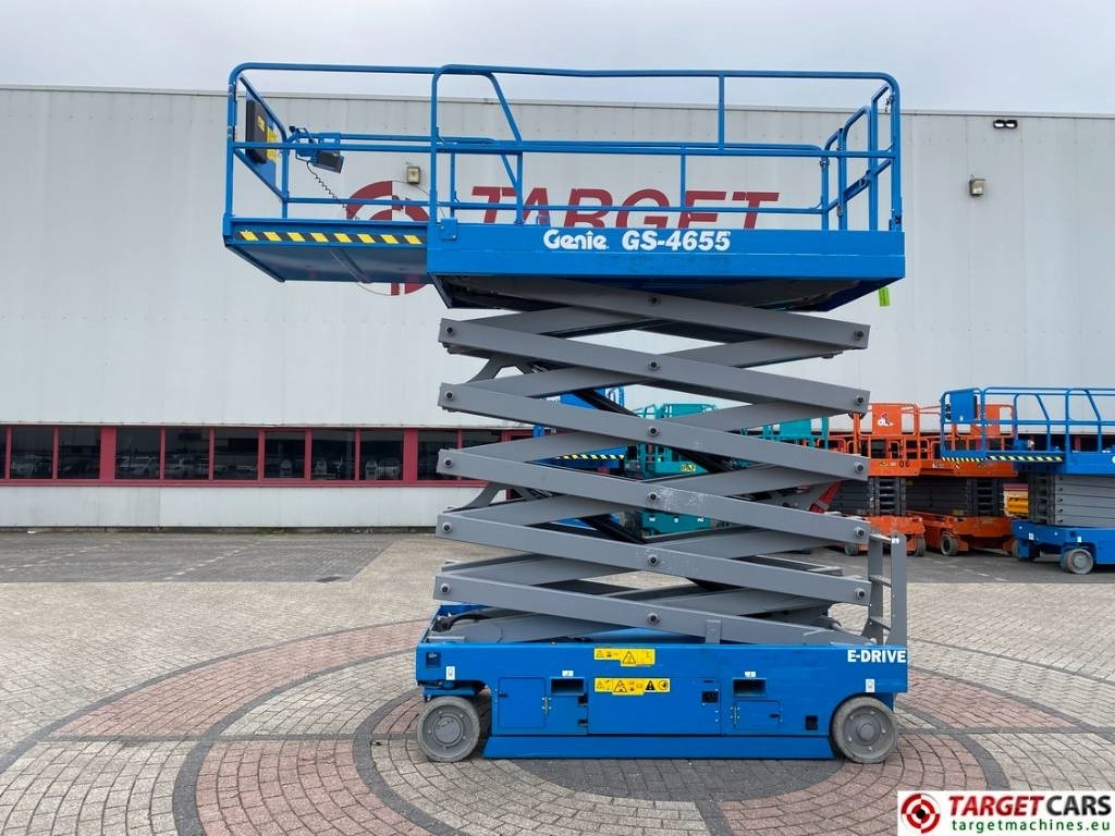 Genie GS-4655 Electric E-Drive Scissor Work Lift 1595cm - Ножничный подъемник: фото 5 Genie GS-4655 Electric E-Drive Scissor Work Lift 1595cm - Ножничный подъемник: фото 5