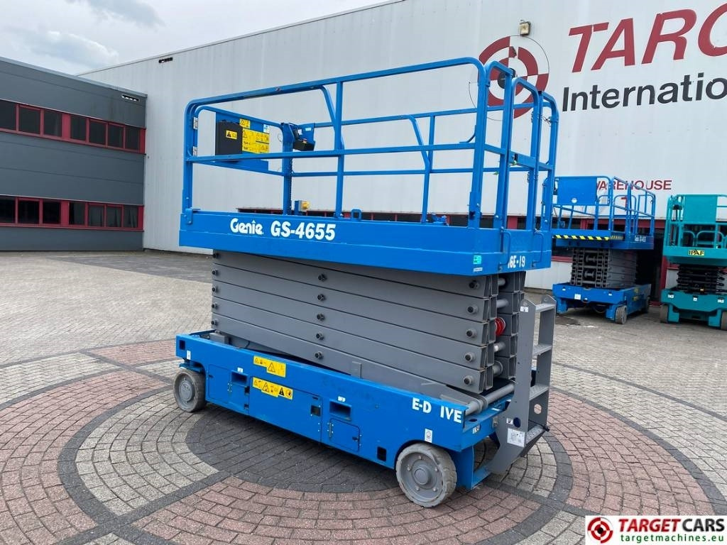 Genie GS-4655 Electric GS4655 Scissor Work Lift 1595cm - Ножничный подъемник: фото 4 Genie GS-4655 Electric GS4655 Scissor Work Lift 1595cm - Ножничный подъемник: фото 4
