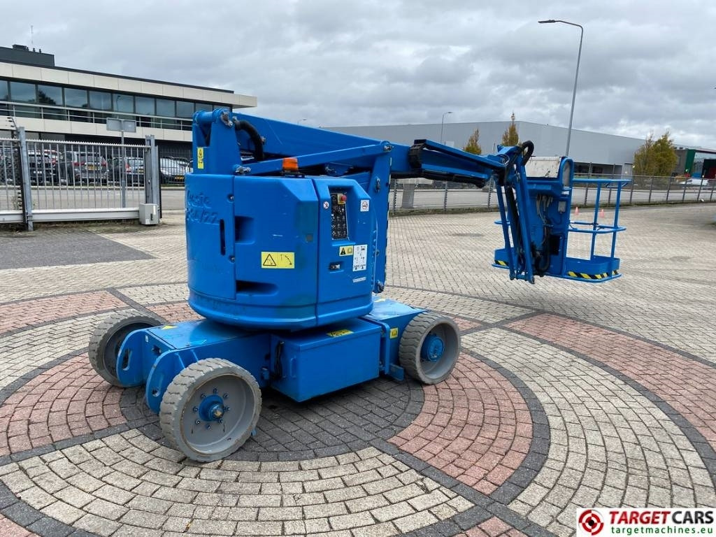 Genie Z-34/22N Electric Articulated Boom Work Lift 152cm  - Коленчатый подъемник: фото 3 Genie Z-34/22N Electric Articulated Boom Work Lift 152cm  - Коленчатый подъемник: фото 3
