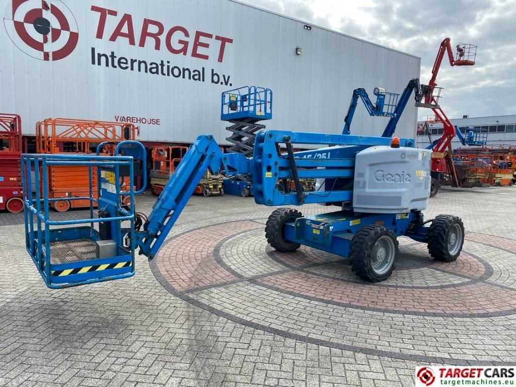 Genie Z-45/25J Diesel 4x4 Articulated Boom Work Lift 16M - Коленчатый подъемник: фото 1 Genie Z-45/25J Diesel 4x4 Articulated Boom Work Lift 16M - Коленчатый подъемник: фото 1