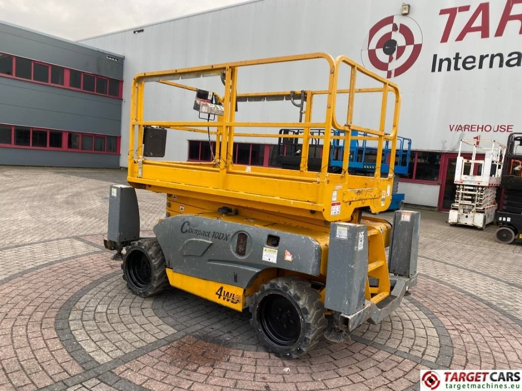 Haulotte Compact 10DX Diesel 4x4 Scissor Work Lift 1015cm - Ножничный подъемник: фото 4 Haulotte Compact 10DX Diesel 4x4 Scissor Work Lift 1015cm - Ножничный подъемник: фото 4