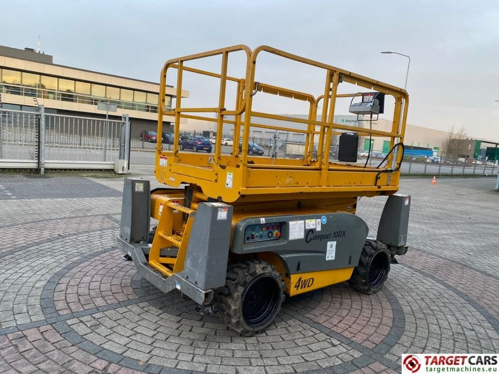 Haulotte Compact 10DX Diesel 4x4 Scissor Work Lift 1015cm - Ножничный подъемник: фото 3 Haulotte Compact 10DX Diesel 4x4 Scissor Work Lift 1015cm - Ножничный подъемник: фото 3