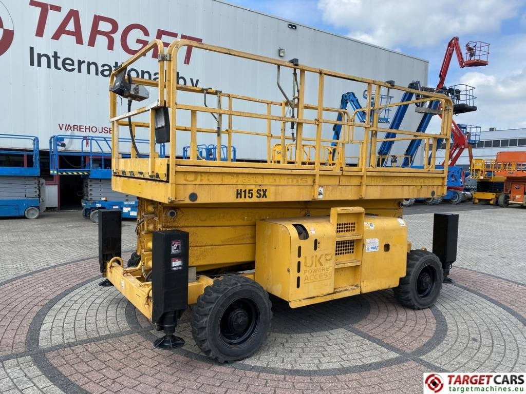 Haulotte H15SXNT Diesel H15SX 4x4 Scissor Work Lift 1500cm - Ножничный подъемник: фото 1 Haulotte H15SXNT Diesel H15SX 4x4 Scissor Work Lift 1500cm - Ножничный подъемник: фото 1