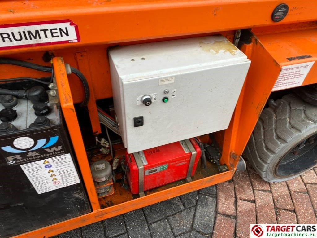 Ножничный подъемник Holland Lift CombiStar N165EL12 Electric Scissor WorkLift 18.5M: фото 12