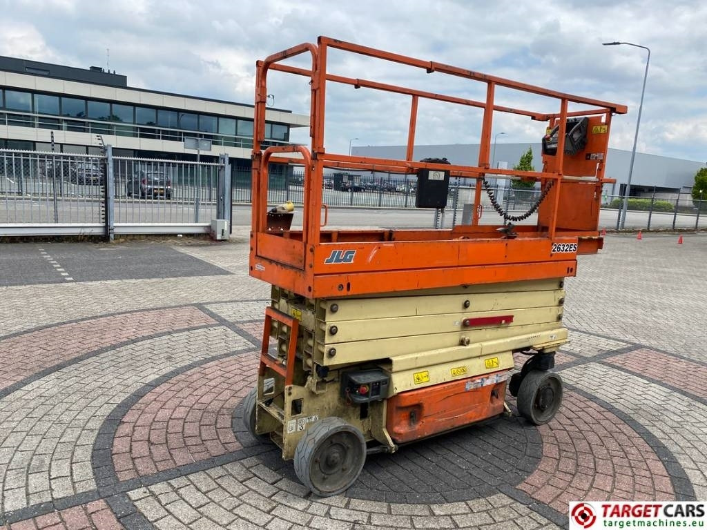 JLG 2632ES Electric Scissor Work Lift 977cm - Ножничный подъемник: фото 3 JLG 2632ES Electric Scissor Work Lift 977cm - Ножничный подъемник: фото 3