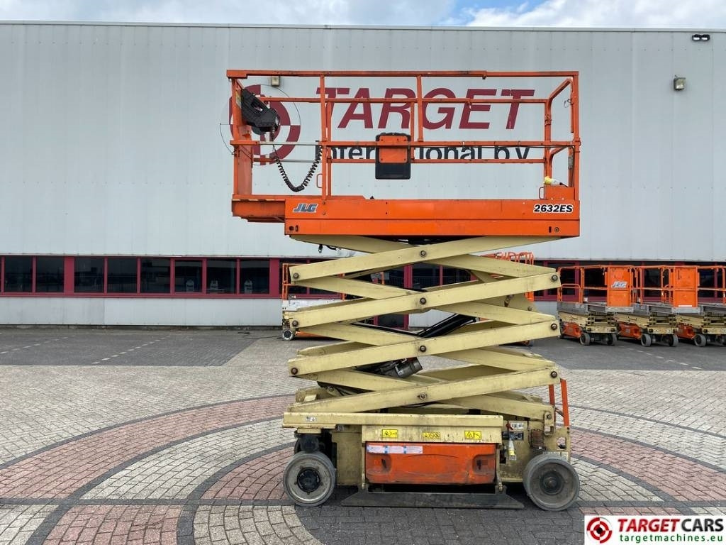 JLG 2632ES Electric Scissor Work Lift 977cm - Ножничный подъемник: фото 5 JLG 2632ES Electric Scissor Work Lift 977cm - Ножничный подъемник: фото 5