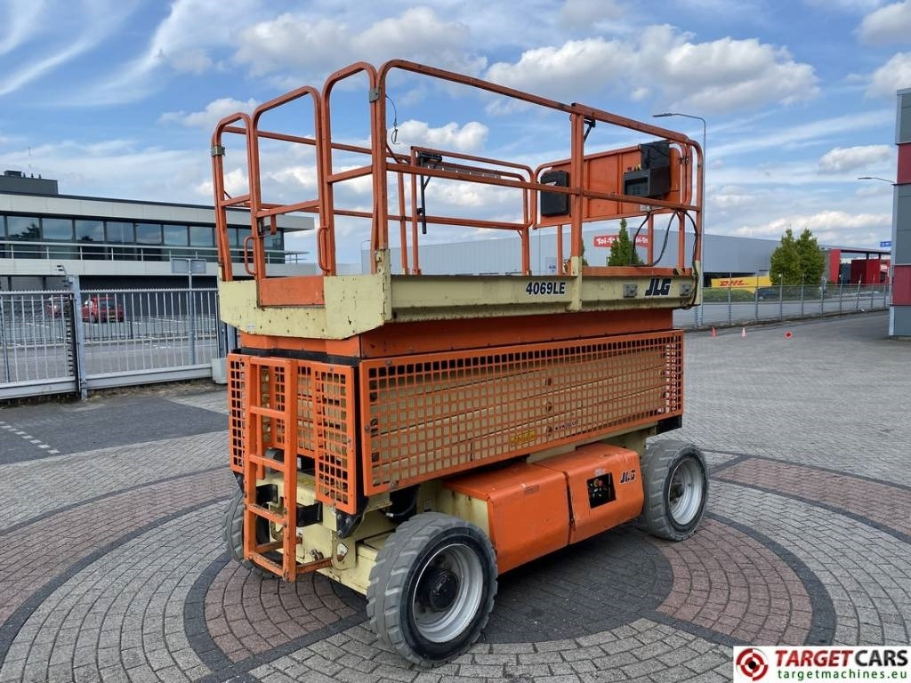 JLG 4069LE Electric Scissor Work Lift 1419cm - Ножничный подъемник: фото 3 JLG 4069LE Electric Scissor Work Lift 1419cm - Ножничный подъемник: фото 3