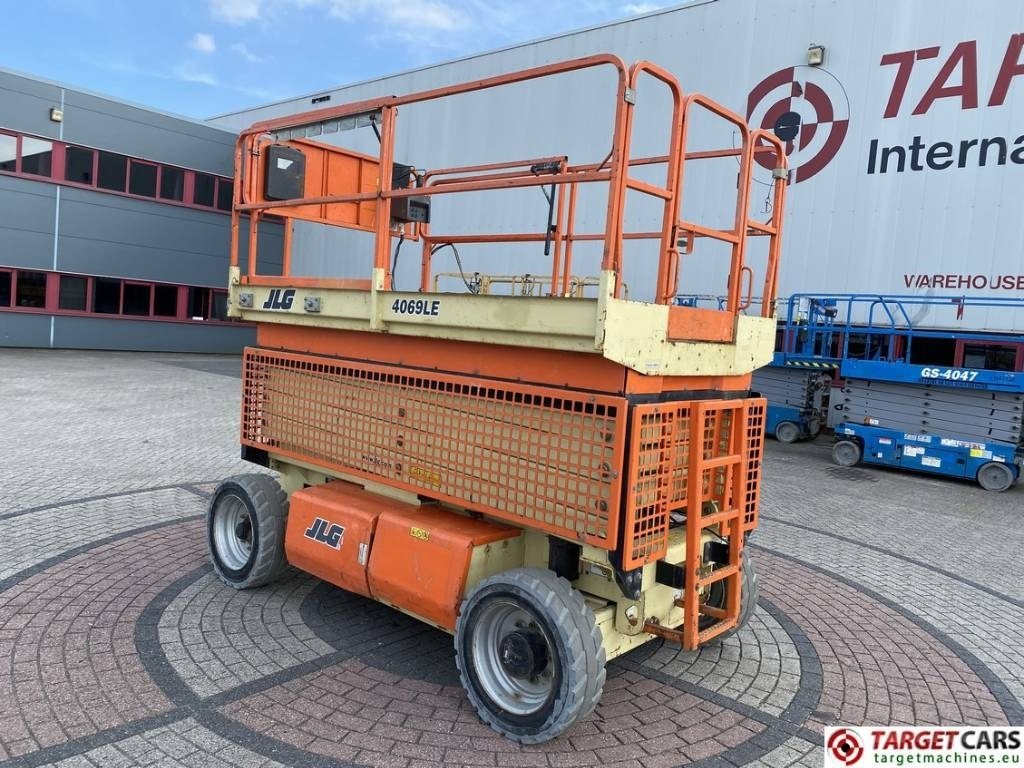 JLG 4069LE Electric Scissor Work Lift 1419cm - Ножничный подъемник: фото 4 JLG 4069LE Electric Scissor Work Lift 1419cm - Ножничный подъемник: фото 4
