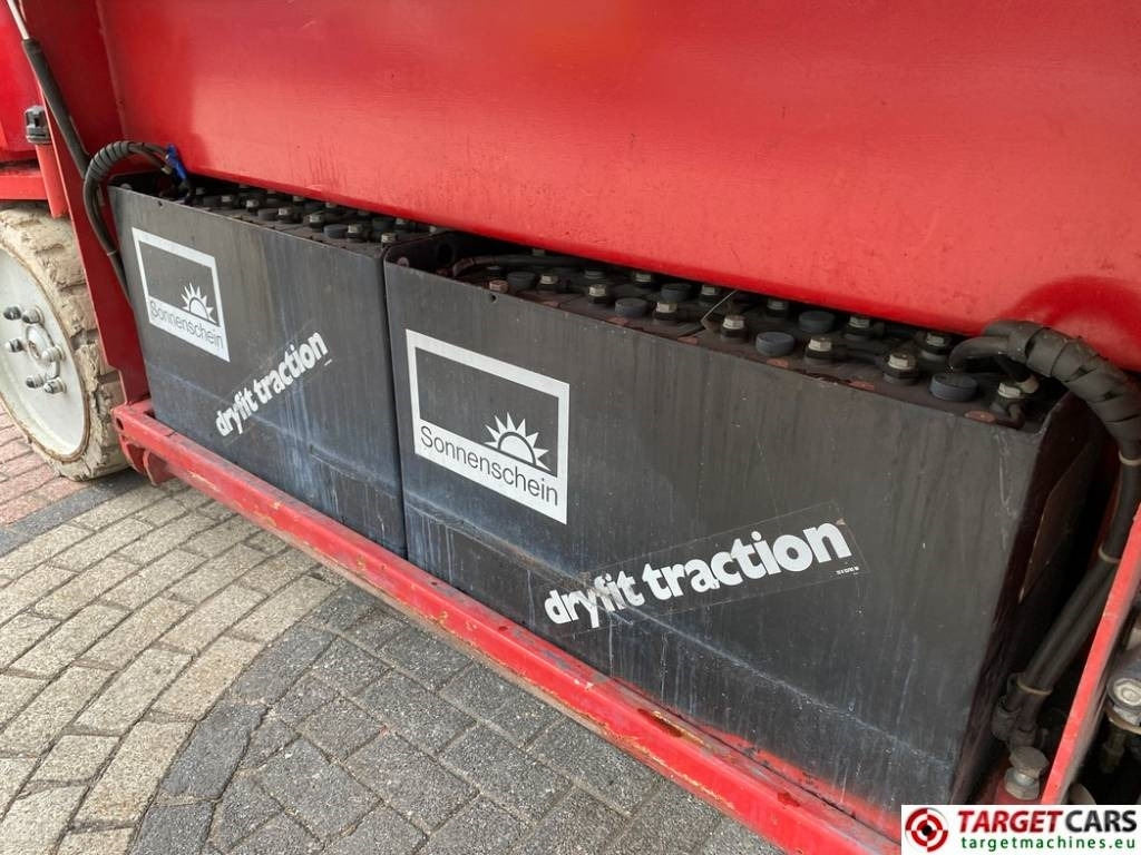 Ножничный подъемник Liftlux SL210-12 E4/4WD Electric Scissor Work Lift 2300cm: фото 32 Ножничный подъемник Liftlux SL210-12 E4/4WD Electric Scissor Work Lift 2300cm: фото 32