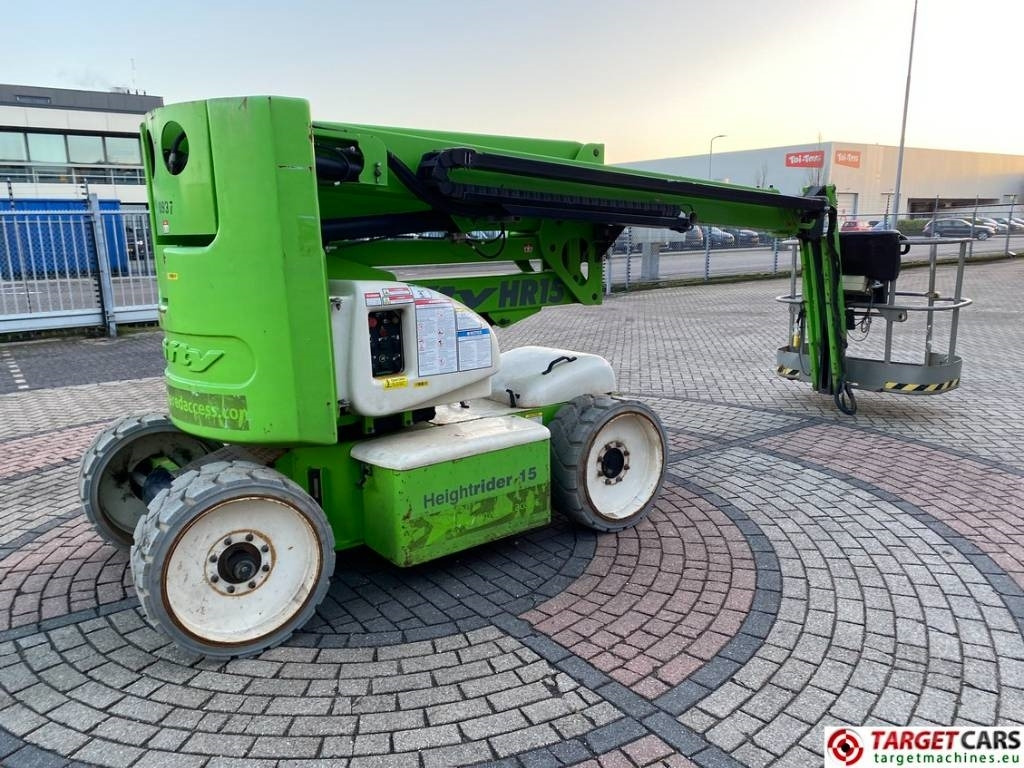 Niftylift HR15NDE Articulated BiFuel Boom Work Lift 1550cm - Коленчатый подъемник: фото 3 Niftylift HR15NDE Articulated BiFuel Boom Work Lift 1550cm - Коленчатый подъемник: фото 3