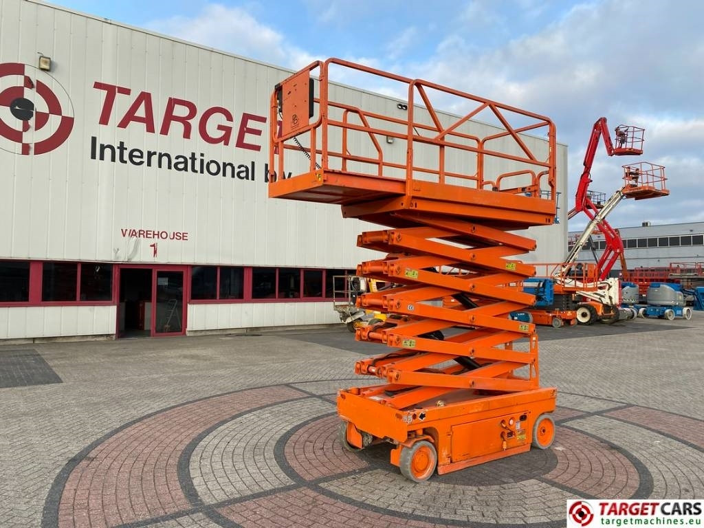Ножничный подъемник PB Lifttechnik S140-12EC Electric Scissor Work Lift 1380cm: фото 30 Ножничный подъемник PB Lifttechnik S140-12EC Electric Scissor Work Lift 1380cm: фото 30