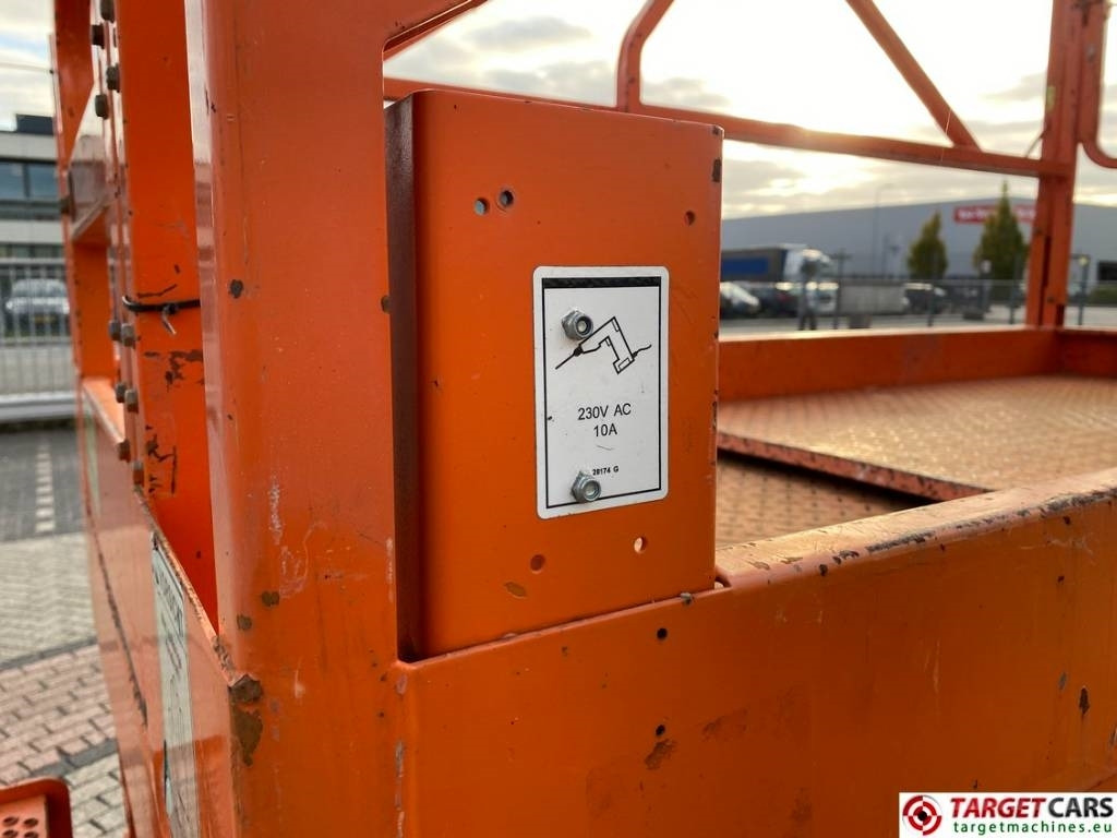 Ножничный подъемник PB Lifttechnik S140-12EC Electric Scissor Work Lift 1380cm: фото 25 Ножничный подъемник PB Lifttechnik S140-12EC Electric Scissor Work Lift 1380cm: фото 25