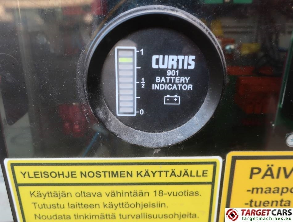 Ножничный подъемник PB Lifttechnik S270-24E Electric 4x4 Scissor Work Lift 2725cm: фото 13 Ножничный подъемник PB Lifttechnik S270-24E Electric 4x4 Scissor Work Lift 2725cm: фото 13