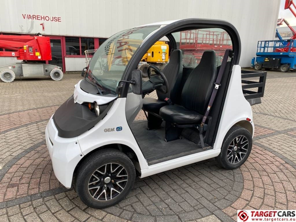 Polaris Gem E2 Electric UTV Vehicle Road Registration - Легковой автомобиль: фото 1 Polaris Gem E2 Electric UTV Vehicle Road Registration - Легковой автомобиль: фото 1
