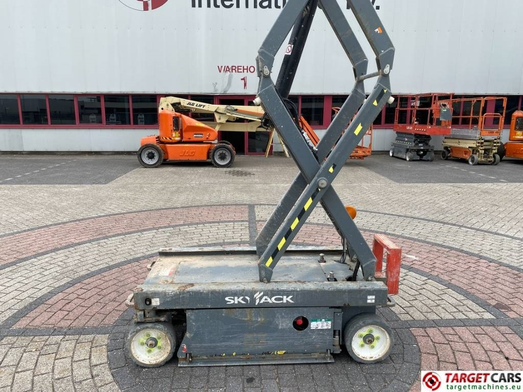 SkyJack SJIII-3219 Electric Scissor Work Lift 780cm  в лизинг SkyJack SJIII-3219 Electric Scissor Work Lift 780cm: фото 18