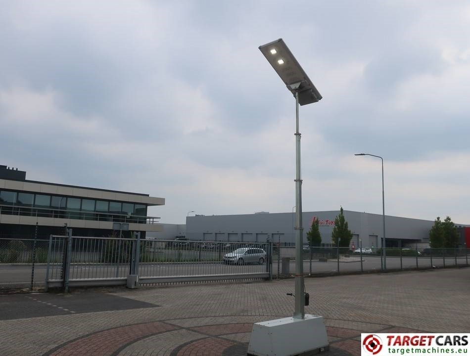Осветительная мачта Trime X-Pole Solar Panel 50W Led Tower Light: фото 7