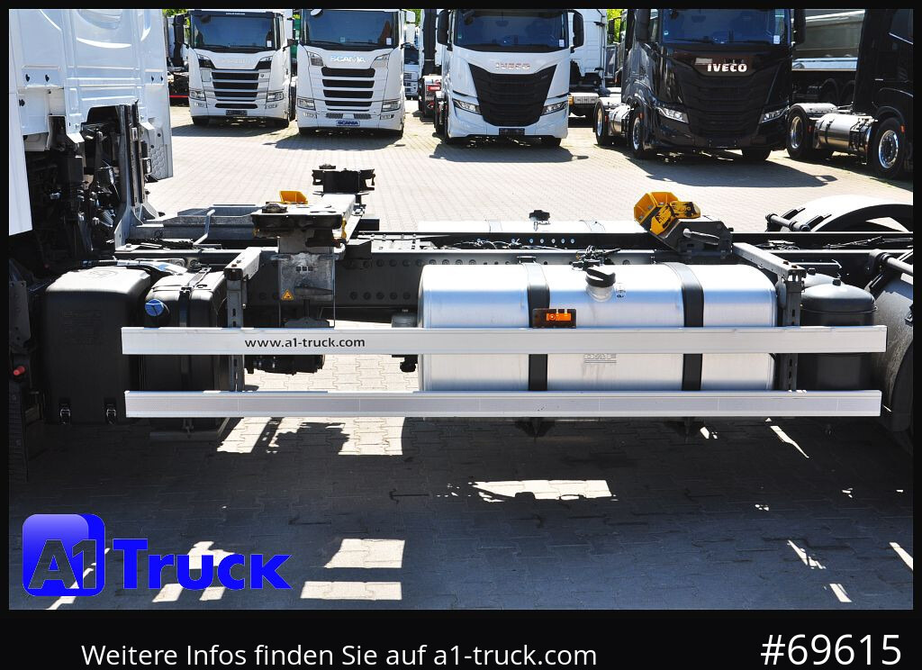 DAF XF530 FAN Multi 2x AHK Lenkachse, - Грузовик-контейнеровоз/ Сменный кузов: фото 2 DAF XF530 FAN Multi 2x AHK Lenkachse, - Грузовик-контейнеровоз/ Сменный кузов: фото 2