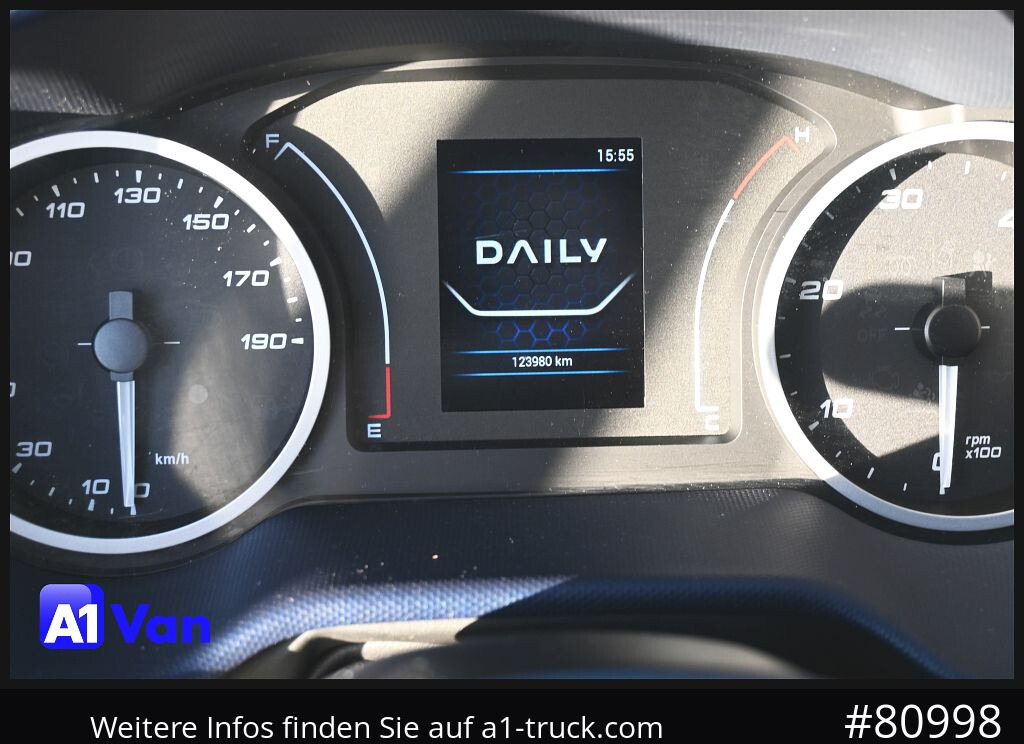 IVECO Daily 72C18 A8V Pritsche/Plane, Tempomat, AHK, Klima - Тентованный фургон: фото 5 IVECO Daily 72C18 A8V Pritsche/Plane, Tempomat, AHK, Klima - Тентованный фургон: фото 5