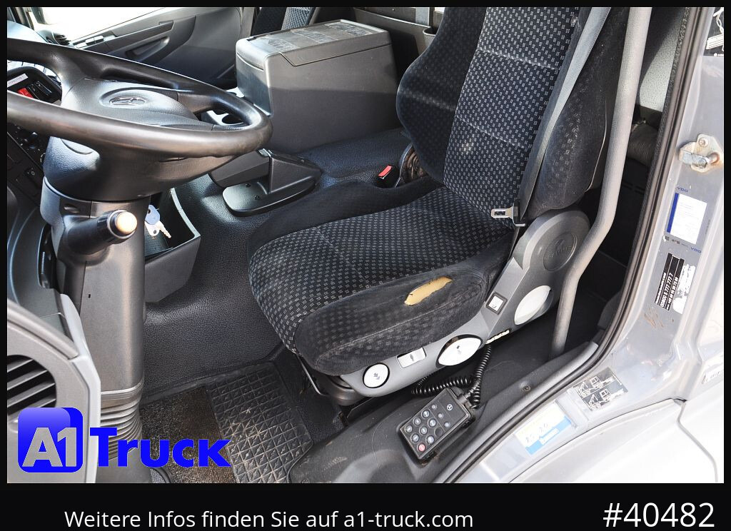 MERCEDES-BENZ 1824 LL Carrier 950 Mt, 3 Kammern, Automatik - Рефрижератор: фото 4 MERCEDES-BENZ 1824 LL Carrier 950 Mt, 3 Kammern, Automatik - Рефрижератор: фото 4