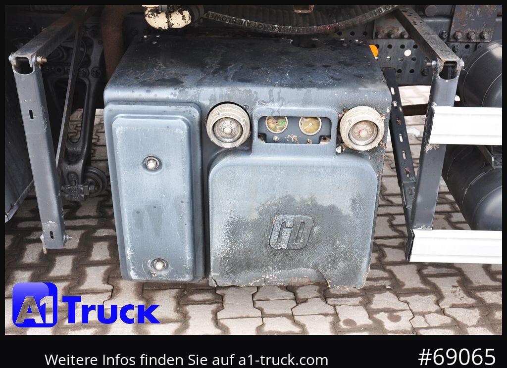 MERCEDES-BENZ Antos 2640, Silo 31m³, Futter Heitling 4 KA - Грузовик-цистерна: фото 2 MERCEDES-BENZ Antos 2640, Silo 31m³, Futter Heitling 4 KA - Грузовик-цистерна: фото 2