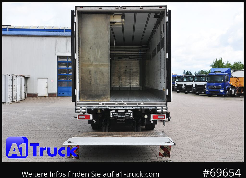 SCHMITZ SKO 24, Ladebordwand LBW 3703h. 309 tkm !! - Полуприцеп-рефрижератор: фото 4 SCHMITZ SKO 24, Ladebordwand LBW 3703h. 309 tkm !! - Полуприцеп-рефрижератор: фото 4