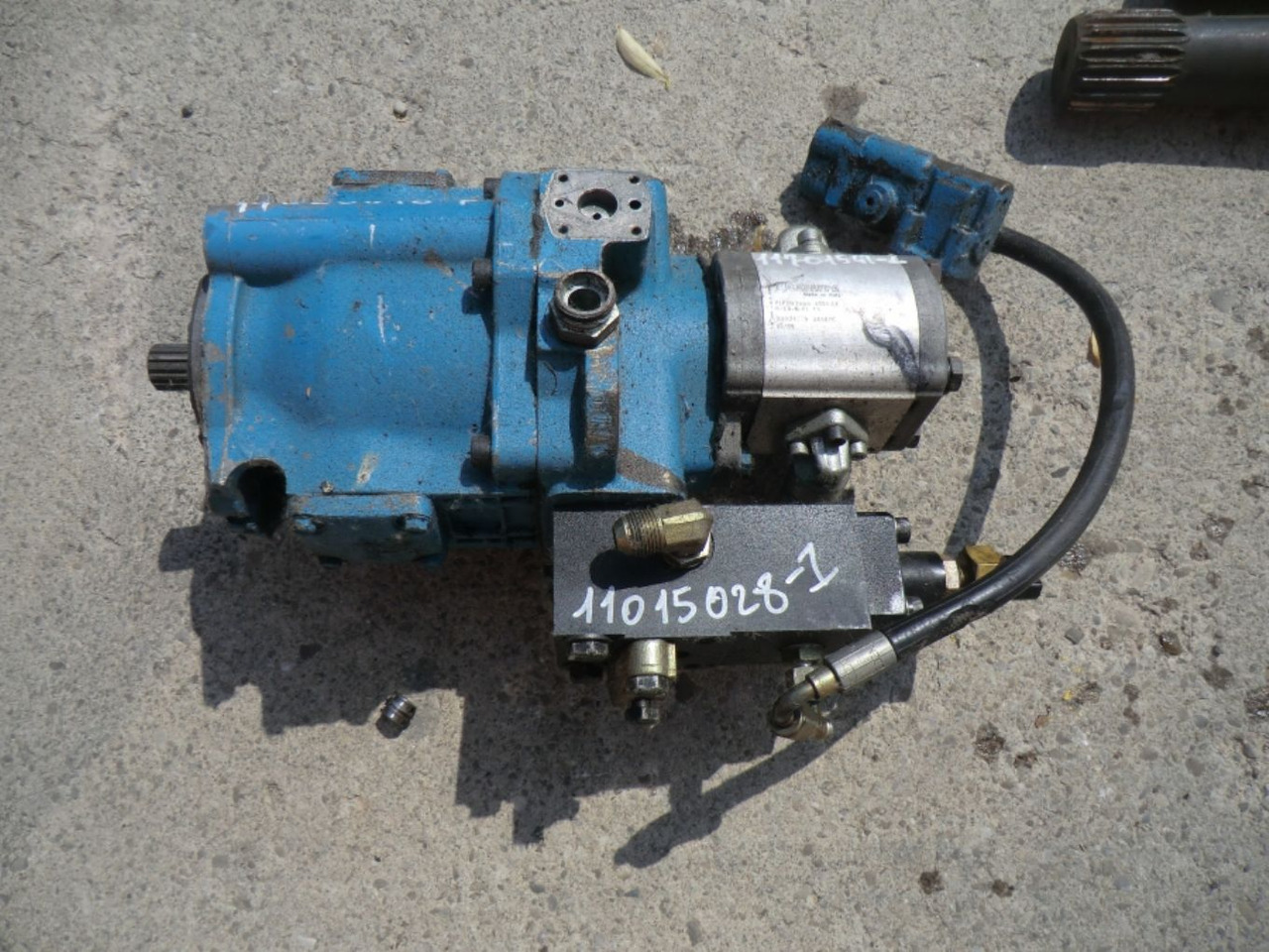 VOLVO L120C ALBERO, SENSORE E POMPA - Трансмиссия для Строительной техники: фото 2 VOLVO L120C ALBERO, SENSORE E POMPA - Трансмиссия для Строительной техники: фото 2