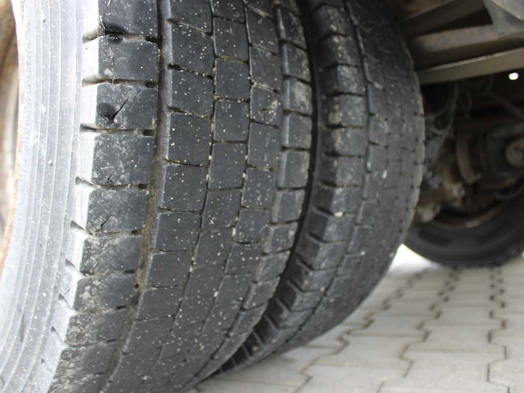 Тентованный грузовик Iveco EUROCARGO 120EL22, EURO 5: фото 16