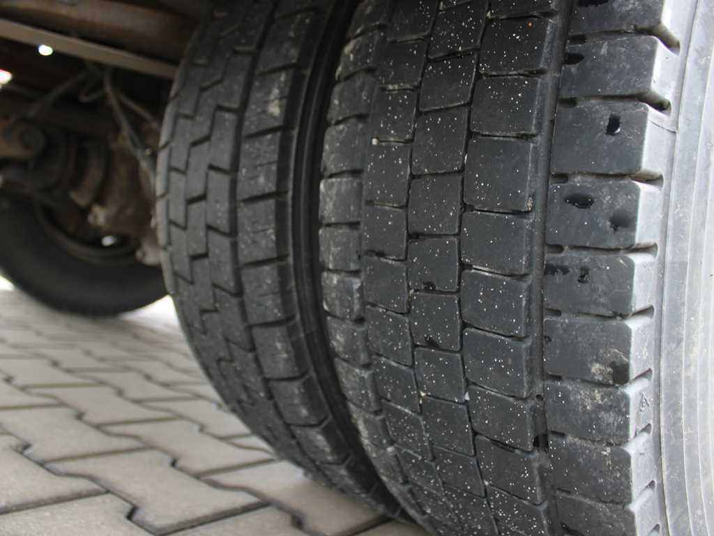 Тентованный грузовик Iveco EUROCARGO 120EL22, EURO 5: фото 13