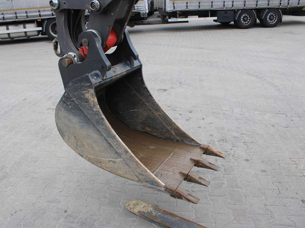 Mecalac 6 MCR - Гусеничный экскаватор: фото 5 Mecalac 6 MCR - Гусеничный экскаватор: фото 5