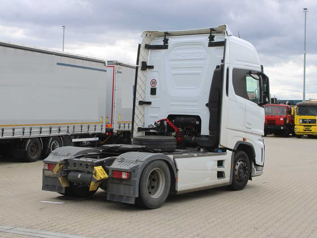 Ford F-MAX 12S, EURO 6, NAVIGATION - Тягач: фото 4 Ford F-MAX 12S, EURO 6, NAVIGATION - Тягач: фото 4