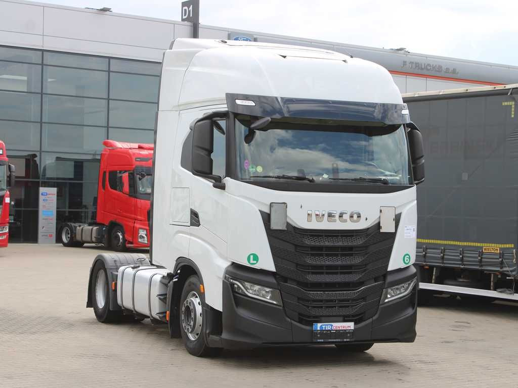 Iveco S - WAY 480, EURO 6, RETARDER, NAVIGATION - Тягач: фото 2 Iveco S - WAY 480, EURO 6, RETARDER, NAVIGATION - Тягач: фото 2