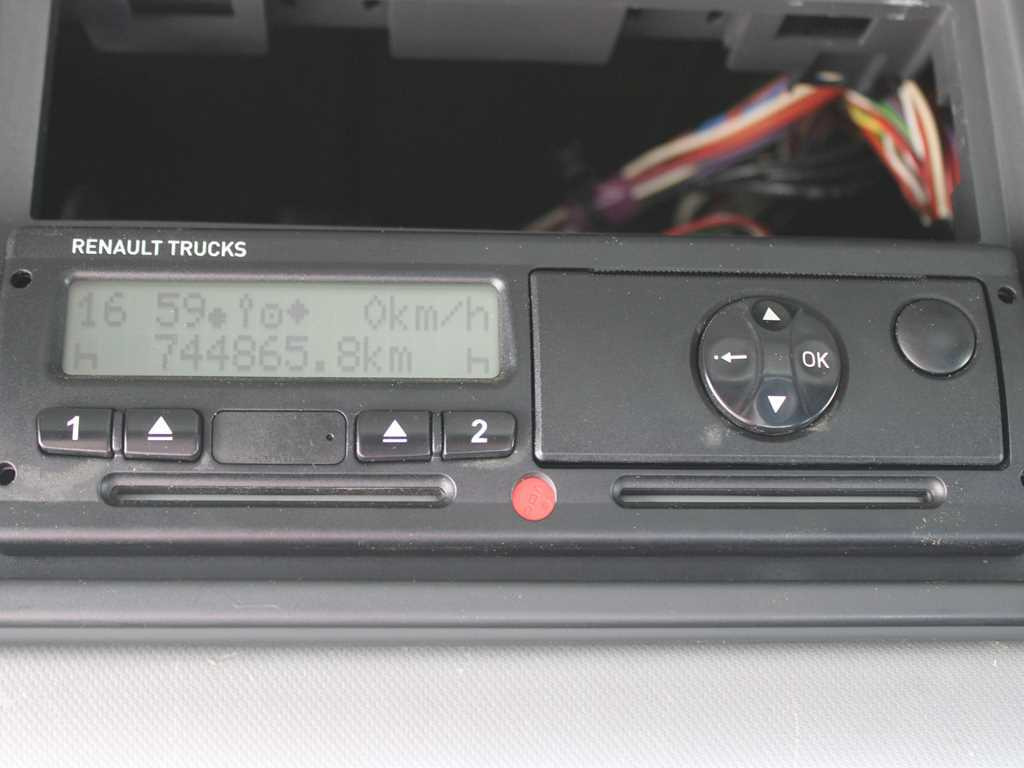 Тягач Renault T520, LOWDECK, EURO 6, TIRES 80%: фото 17