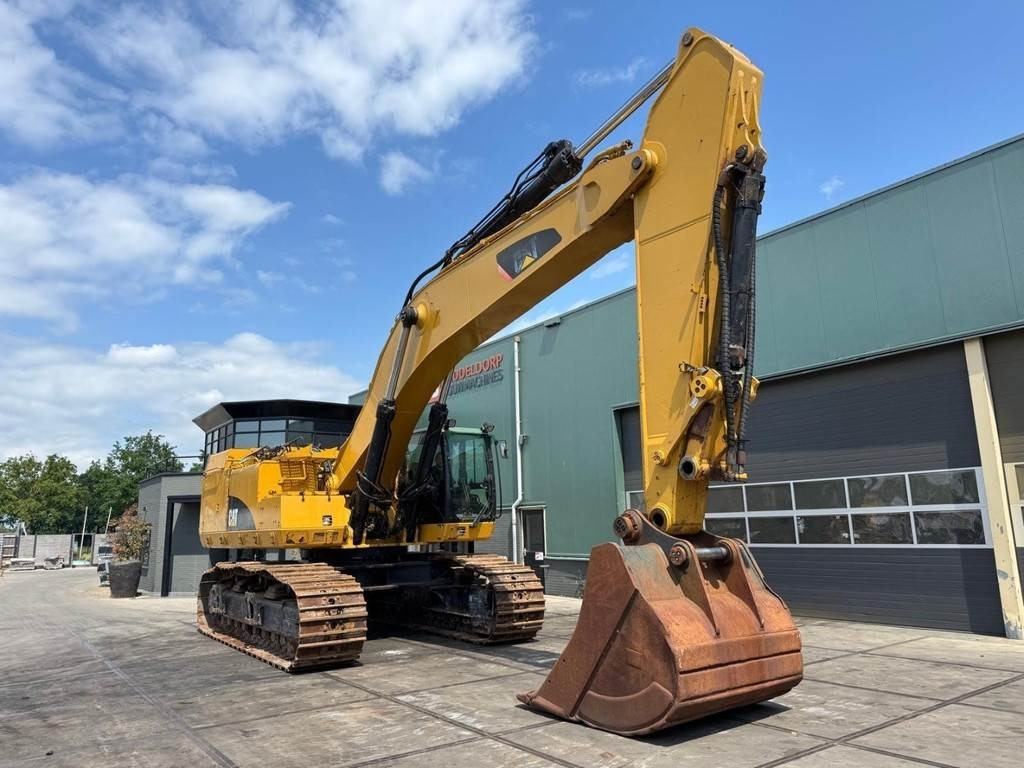 CAT 374DL - Гусеничный экскаватор: фото 4 CAT 374DL - Гусеничный экскаватор: фото 4