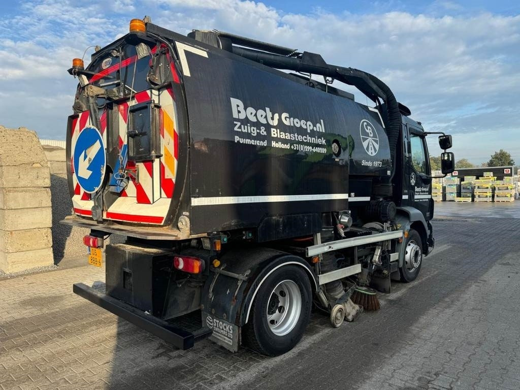 DAF FA LF55 - Подметально-уборочная машина: фото 4 DAF FA LF55 - Подметально-уборочная машина: фото 4