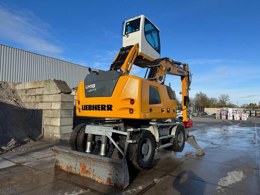 Liebherr LH 18 M - Перегружатель: фото 4 Liebherr LH 18 M - Перегружатель: фото 4