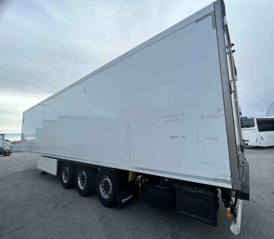 Krone TKS, Carrier Vector 1350, Liftachse - Полуприцеп-рефрижератор: фото 4 Krone TKS, Carrier Vector 1350, Liftachse - Полуприцеп-рефрижератор: фото 4