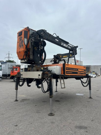 Plateau-Wechselpritsche mit Loglift 140S inkl. Rotator und Greifer - Прицеп-контейнеровоз/ Сменный кузов: фото 4 Plateau-Wechselpritsche mit Loglift 140S inkl. Rotator und Greifer - Прицеп-контейнеровоз/ Сменный кузов: фото 4