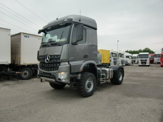 Mercedes-Benz Arocs 1851 EURO6 Agromover Hochdach - Тягач: фото 1 Mercedes-Benz Arocs 1851 EURO6 Agromover Hochdach - Тягач: фото 1