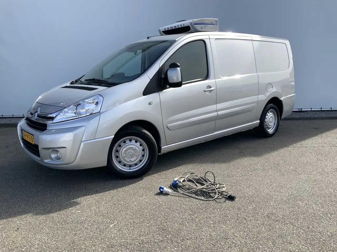 Citroen Jumpy 2.0 HDI L2H1 Koelauto werkt 100% Dag & Nacht Airco - Фургон-рефрижератор: фото 1 Citroen Jumpy 2.0 HDI L2H1 Koelauto werkt 100% Dag & Nacht Airco - Фургон-рефрижератор: фото 1