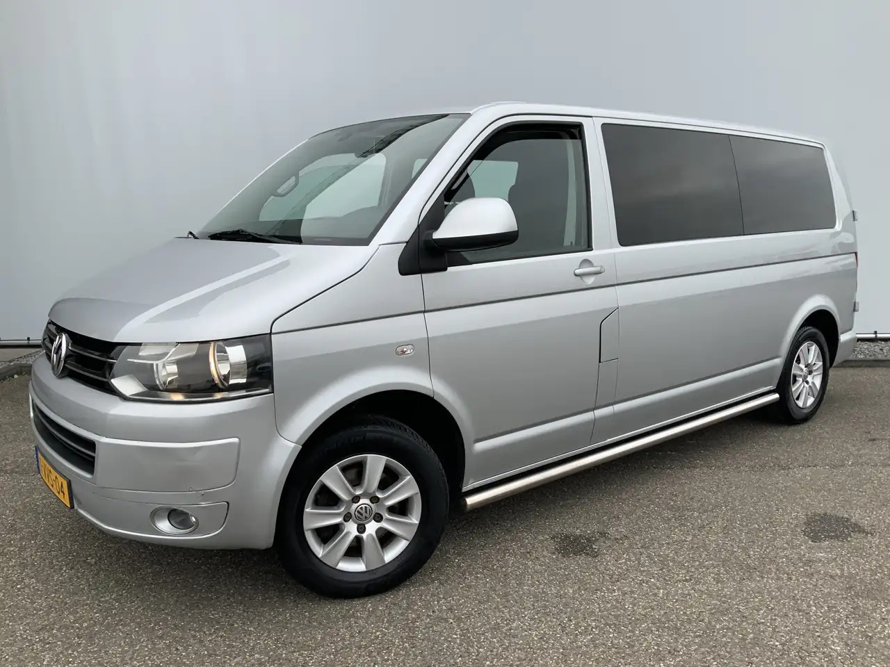 Volkswagen T5 Transporter MARGE 2.0 TDI L2H1 Dub Cab Airco Cruise Alu Velg S - Другая техника: фото 1 Volkswagen T5 Transporter MARGE 2.0 TDI L2H1 Dub Cab Airco Cruise Alu Velg S - Другая техника: фото 1