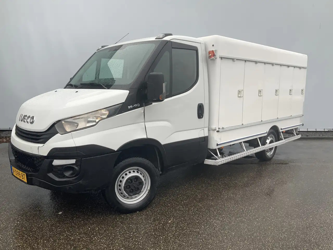 Iveco Daily 35S12 2.3 345 VriesAuto 10 deuren _40 gr onder 0, - Фургон с закрытым кузовом: фото 1 Iveco Daily 35S12 2.3 345 VriesAuto 10 deuren _40 gr onder 0, - Фургон с закрытым кузовом: фото 1